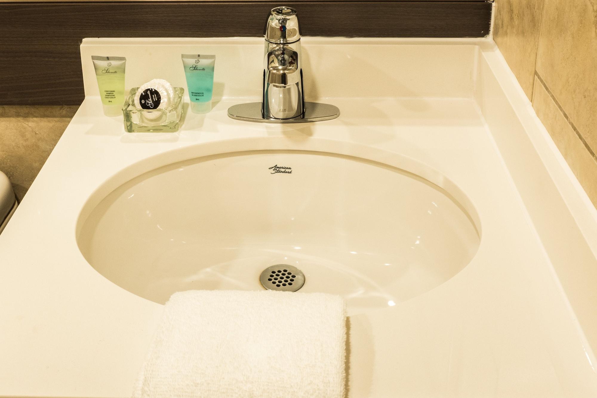 מונטריאול Le Chabrol Hotel & Suites מראה חיצוני תמונה