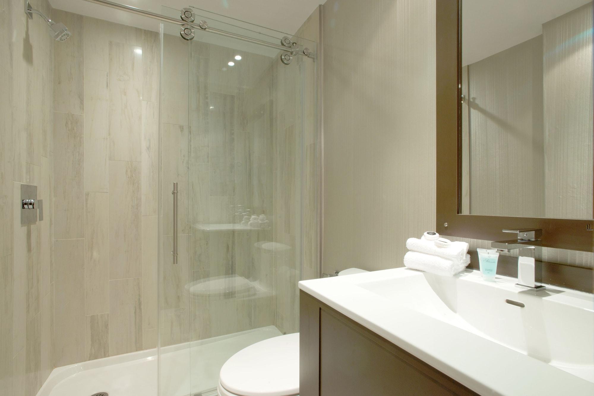 מונטריאול Le Chabrol Hotel & Suites מראה חיצוני תמונה