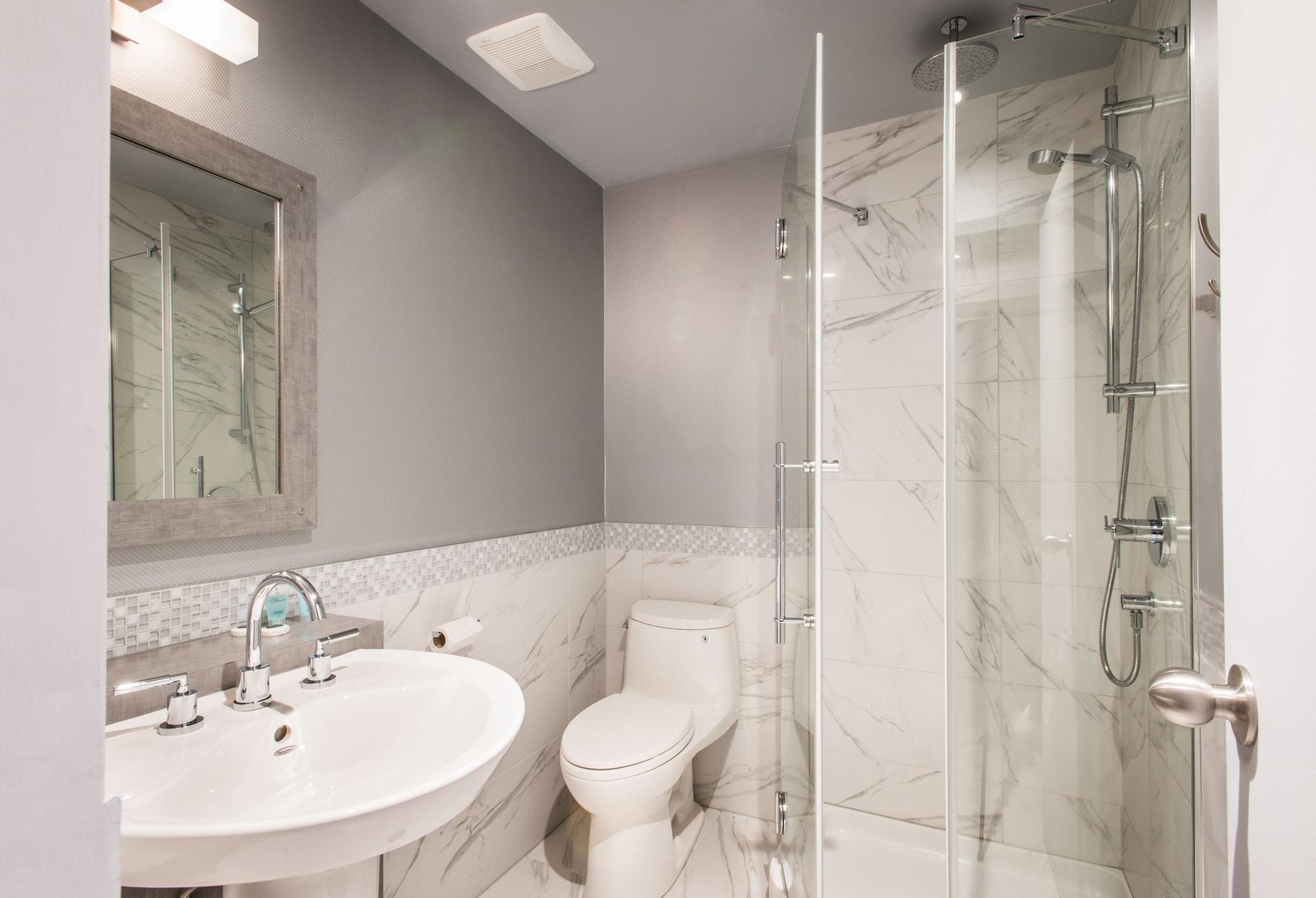 מונטריאול Le Chabrol Hotel & Suites מראה חיצוני תמונה