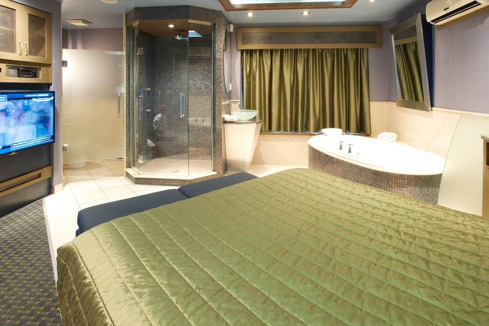 מונטריאול Le Chabrol Hotel & Suites מראה חיצוני תמונה