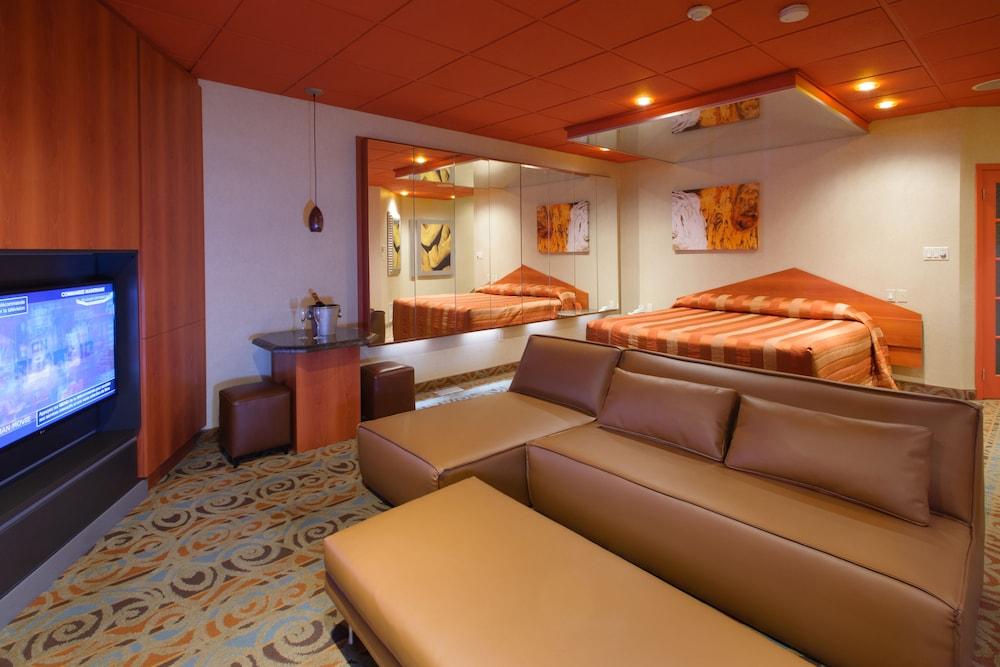 מונטריאול Le Chabrol Hotel & Suites מראה חיצוני תמונה