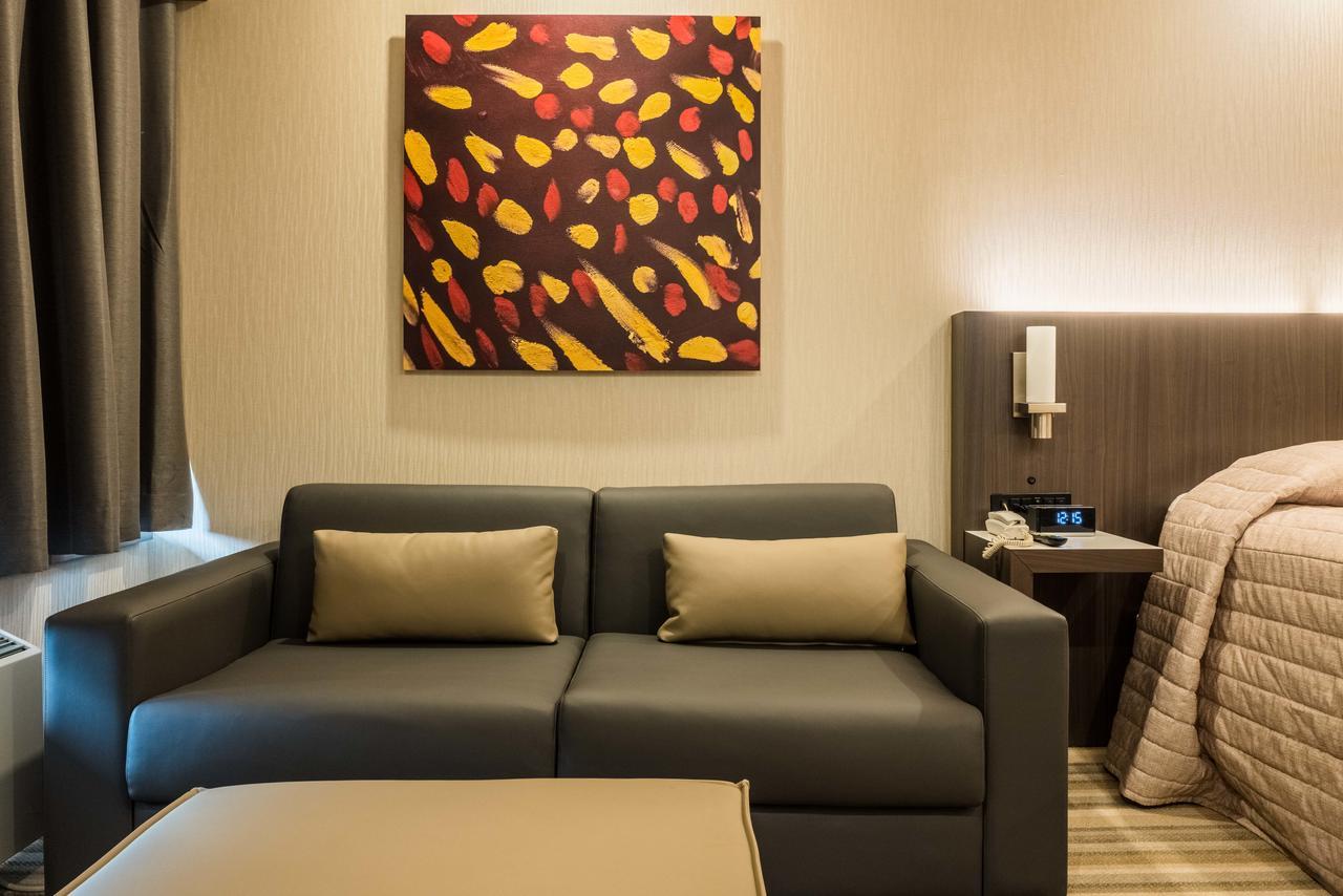 מונטריאול Le Chabrol Hotel & Suites מראה חיצוני תמונה