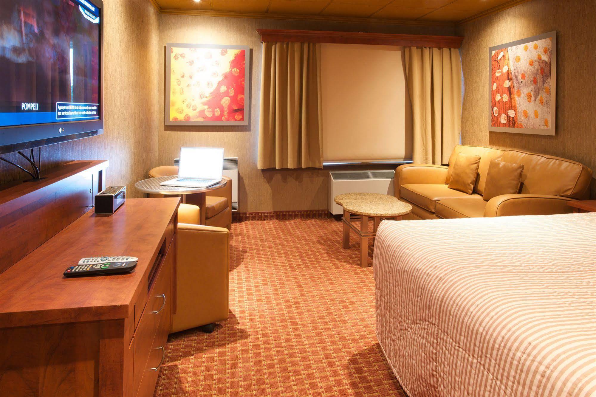 מונטריאול Le Chabrol Hotel & Suites מראה חיצוני תמונה